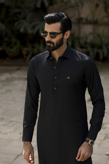 Black wash n wear SHALWAR KAMEEZ