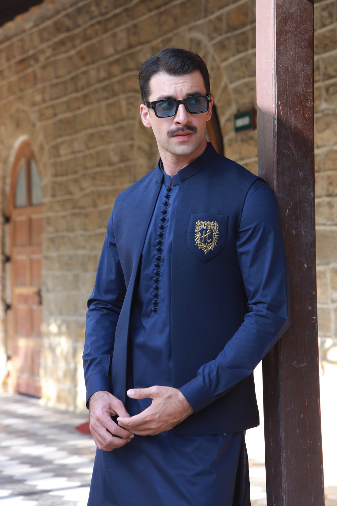 NAVY BLUE ARMANI WAIST COAT