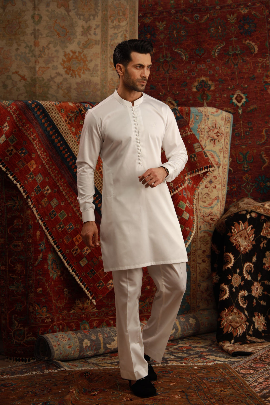 WHITE EGYPTIAN COTTON SATIN KURTA PAJAMA