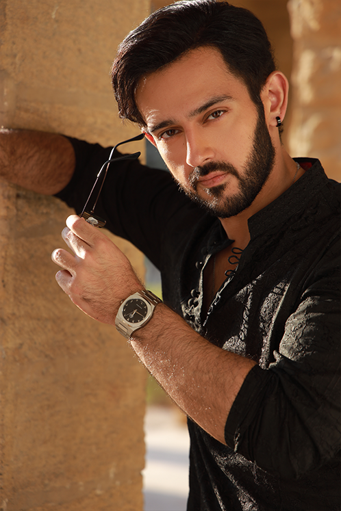 AZAN BLACK