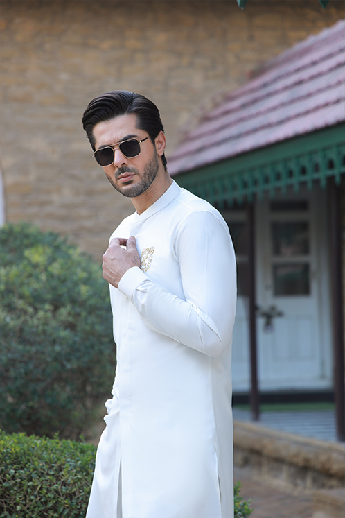 OFF WHITE SELF KURTA PAJAMA