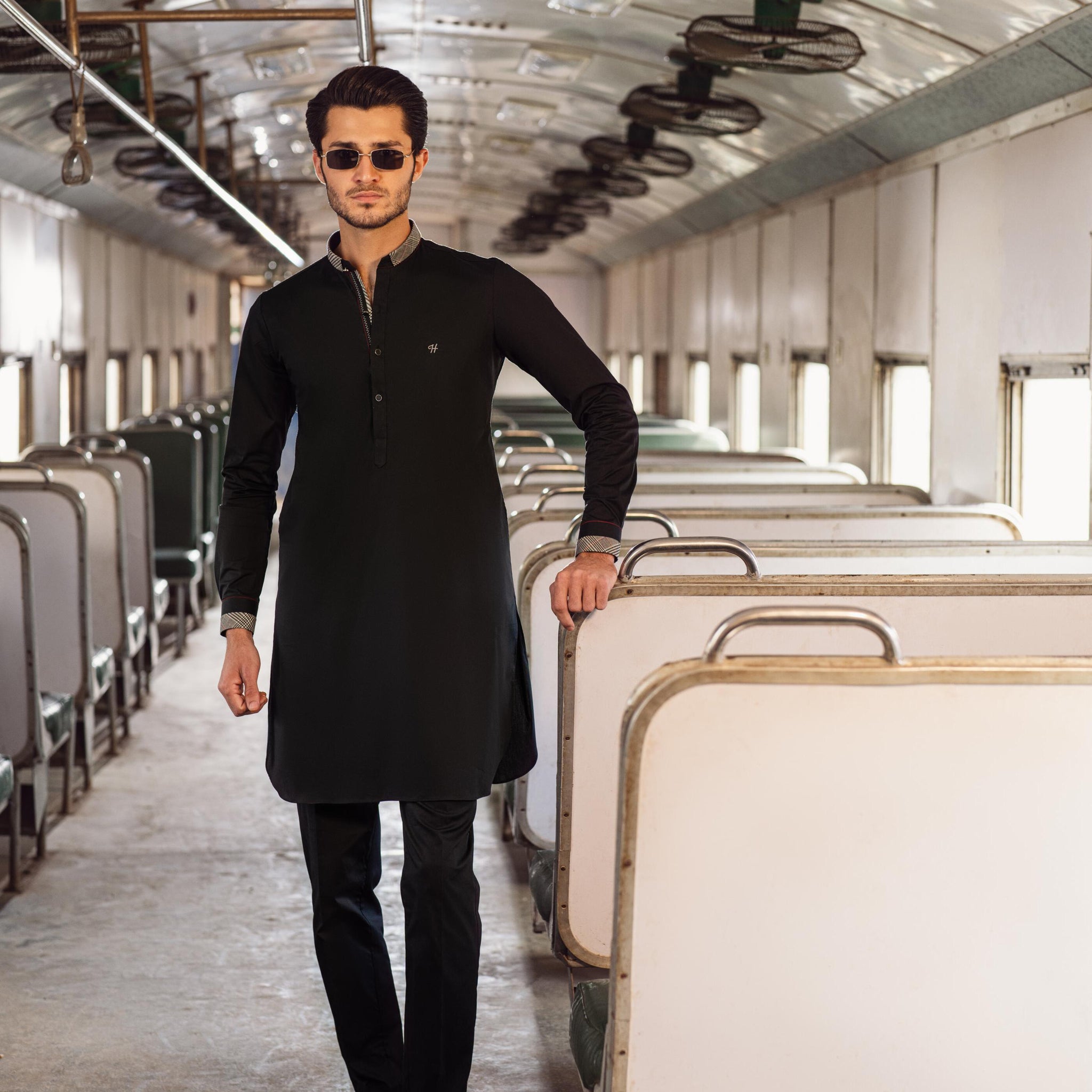 Black stretchable Kurta Pajama