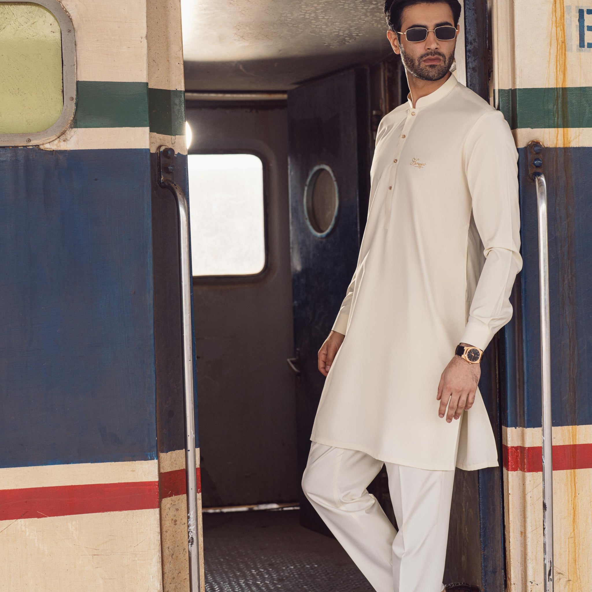 CREAM BOSKY KURTA PAJAMA