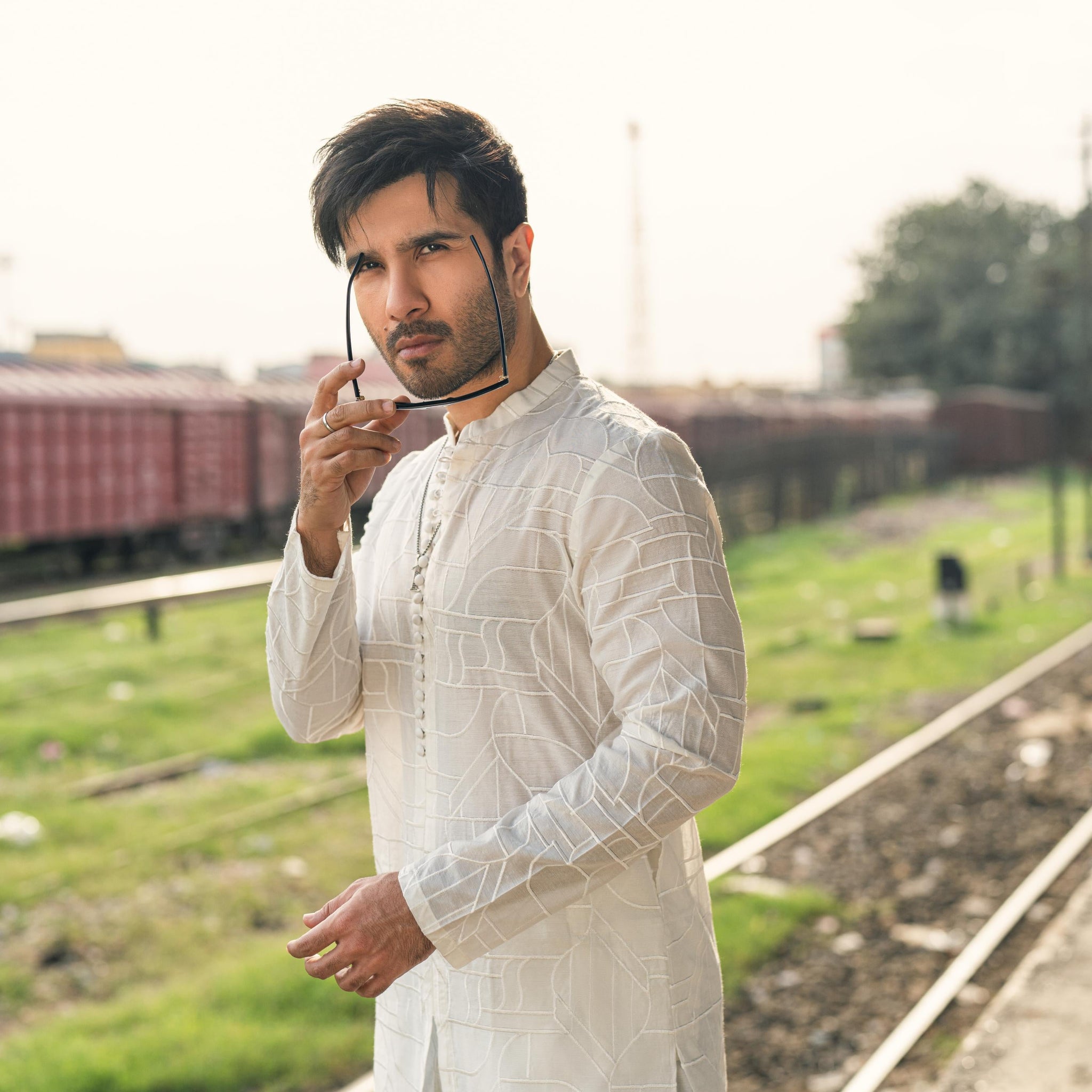 "DAMASK" WHITE KURTA PAJAMA