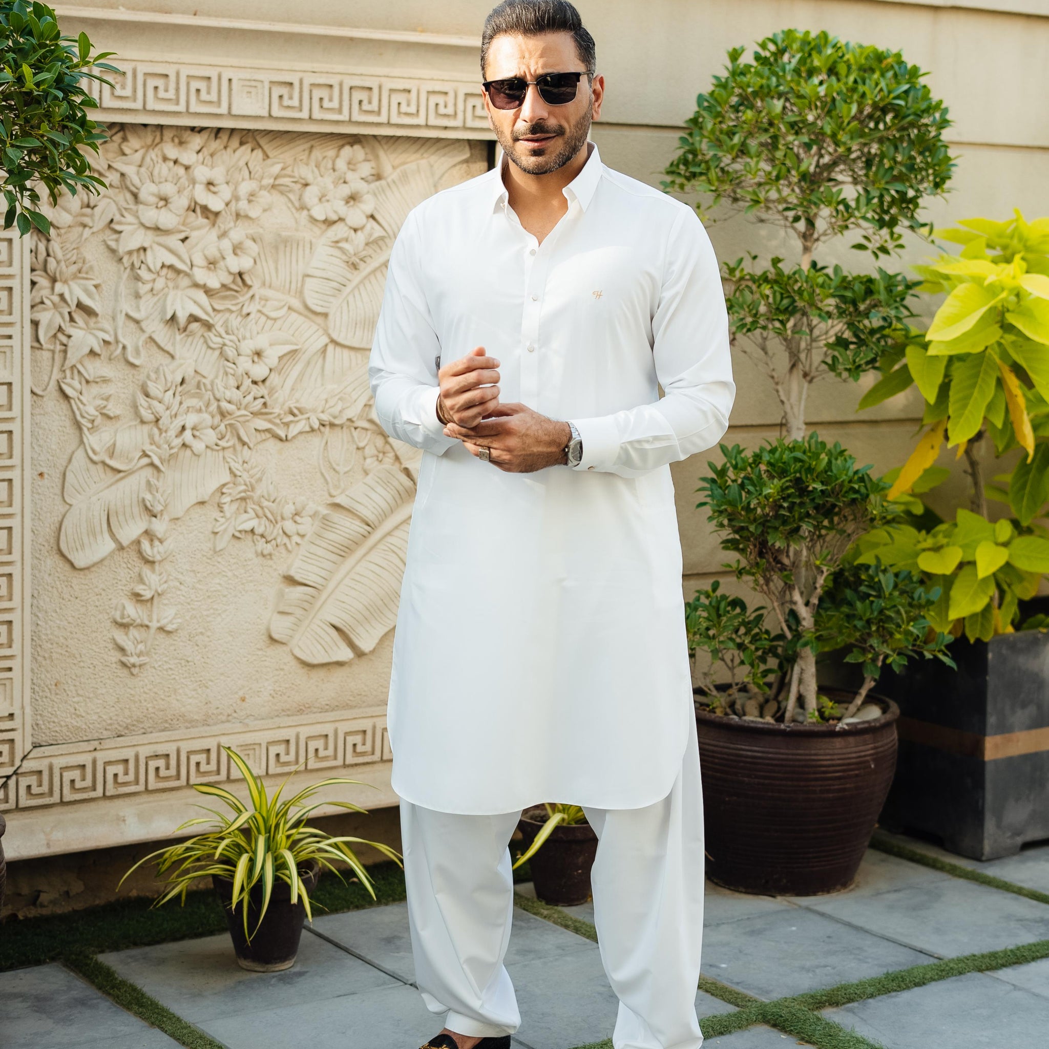 OFF WHITE WASH N WEAR SHALWAR KAMEEZ