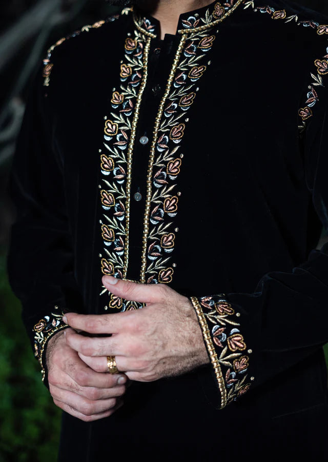 BLACK & GOLD VELVET KURTA PAJAMA